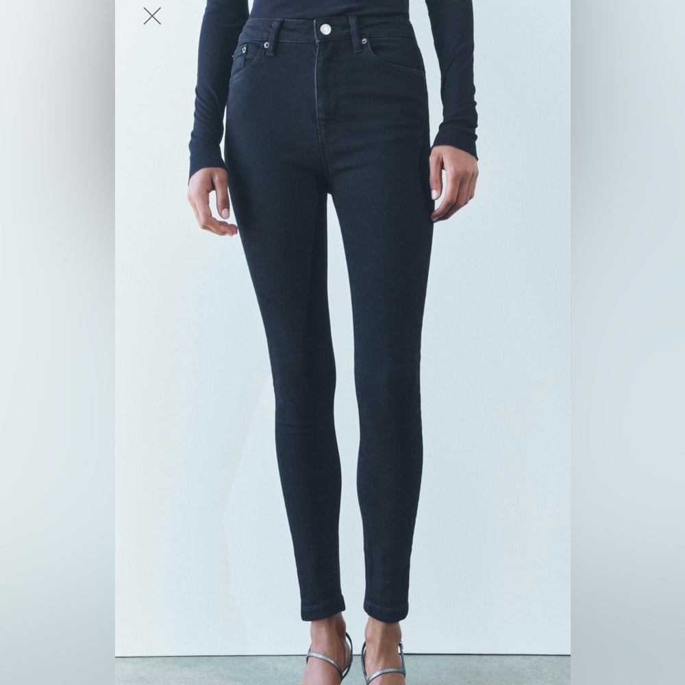 Zara Skinny High-Waisted Black Jeans